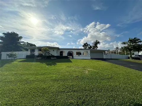 18424 SW 87th Ct, Cutler Bay, FL 33157