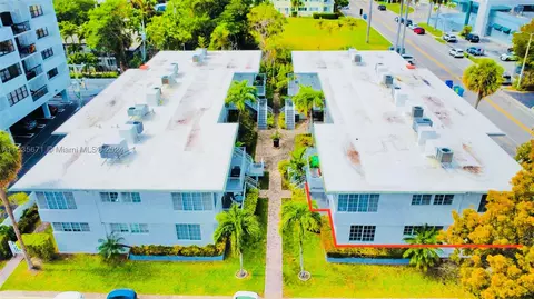 9280 Bay Harbor Ter #5, Bay Harbor Islands, FL 33154