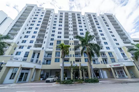 1830 Radius Dr #905, Hollywood, FL 33020