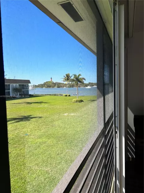 View/Area - 755 S Saturn St #E201, Jupiter, FL 33477 photo 3 of 25
