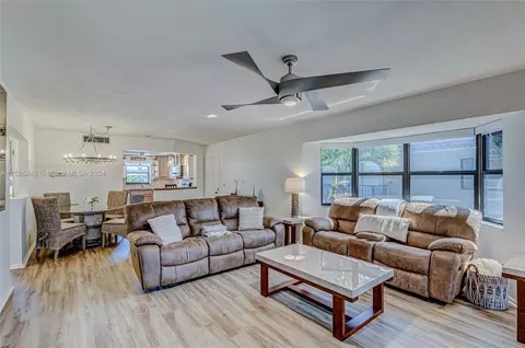 Living - 755 S Saturn St #E201, Jupiter, FL 33477 photo 7 of 9