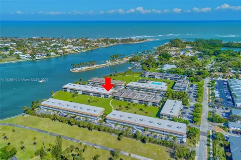 View/Area - 755 S Saturn St #E201, Jupiter, FL 33477 photo 7 of 25