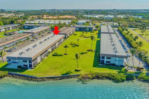 View/Area - 755 S Saturn St #E201, Jupiter, FL 33477 photo 23 of 25