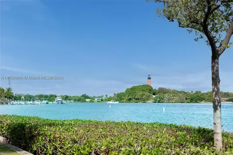 755 S Saturn St #E201, Jupiter, FL 33477 photo 1