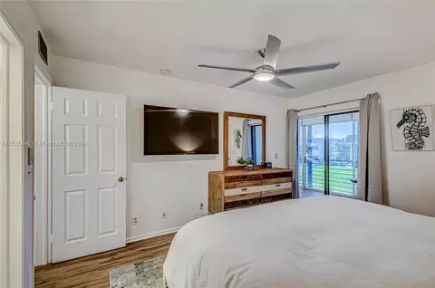 Bedroom - 755 S Saturn St #E201, Jupiter, FL 33477 photo 5 of 7