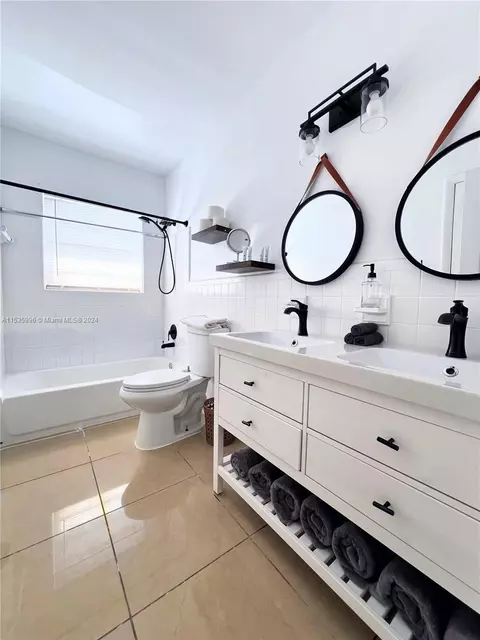 411 SW 30th Ter, Fort Lauderdale, FL 33312