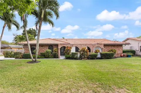1086 NW 96th Ave, Plantation, FL 33322
