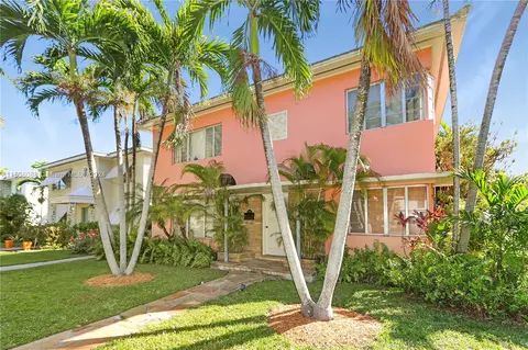 3705 Ponce De Leon Blvd, Coral Gables, FL 33134