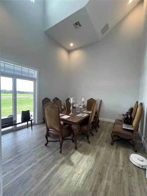 Dining - 25601 SW Hannahs Path, Okeechobee, FL 34974 photo 1 of 5