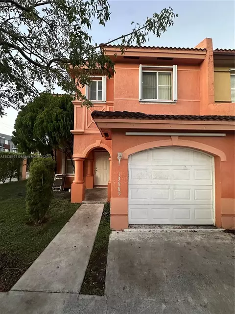 13665 SW 262nd St, Homestead, FL 33032