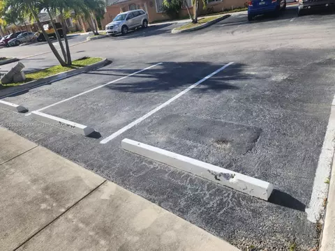 7020 W 35th Ave #104, Hialeah, FL 33018 photo 4
