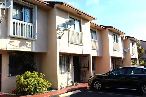 5255 W 26th Ave #2, Hialeah, FL 33016