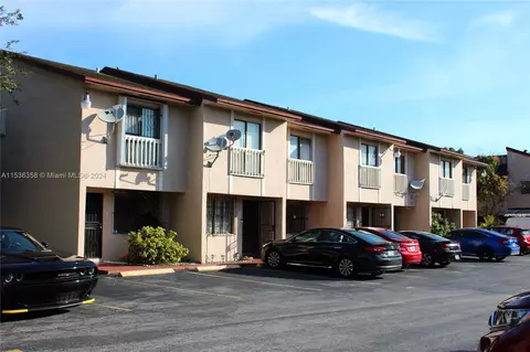 Exterior - 5255 W 26th Ave #2, Hialeah, FL 33016 photo 8 of 9