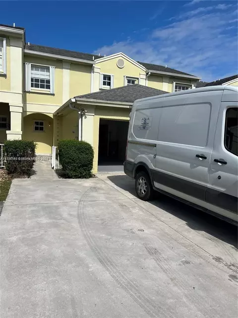 11841 SW 100th St #11841, Miami, FL 33186