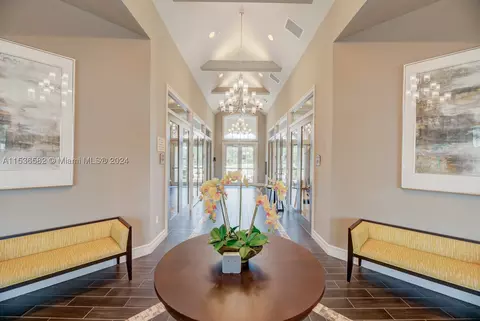 1675 Trailhead Ter, Hollywood, FL 33021