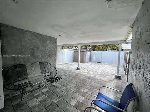 Other - 924 W 79th Pl, Hialeah, FL 33014 photo 11 of 12