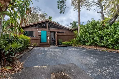 11224 SW 114th Lane Cir, Miami, FL 33176