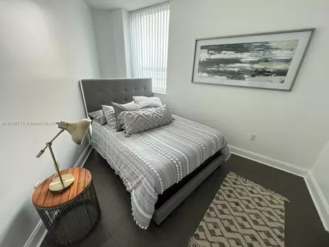 2000 N Bayshore Dr #623, Miami, FL 33137