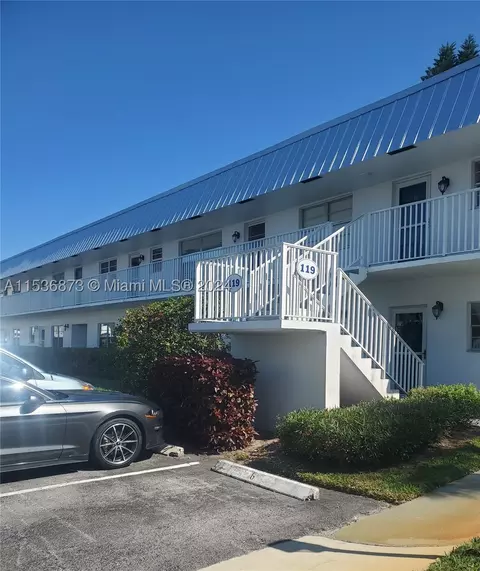 2929 SE Ocean Blvd #119-2, Stuart, FL 34996