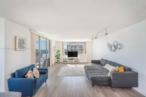 2780 NE 183rd St #1216, Aventura, FL 33160