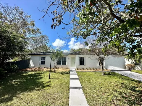 21112 SW 97th Pl, Cutler Bay, FL 33189