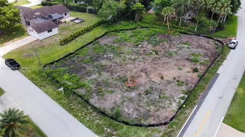 561 SW 113th Ave, Plantation, FL 33325