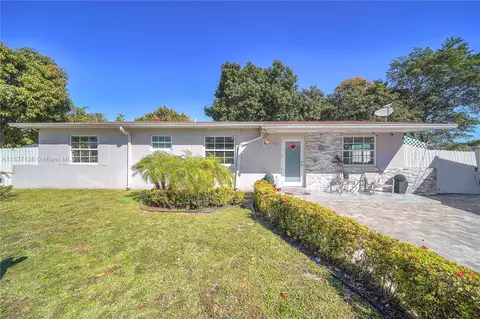 1825 NW 172nd Ter, Miami Gardens, FL 33056