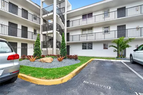 14175 SW 87th St #C-207, Miami, FL 33183