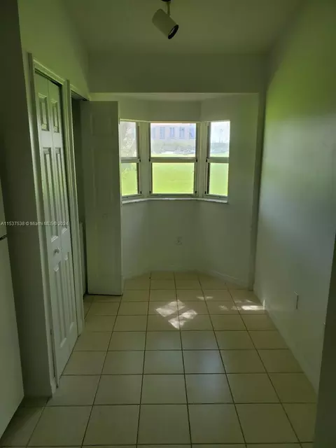980 NE 33rd Ter #202, Homestead, FL 33033