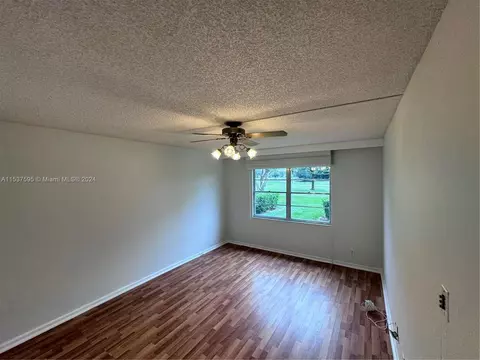 12500 SW 6th St #112N, Pembroke Pines, FL 33027