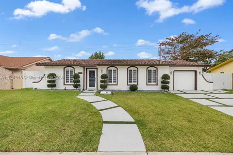 7900 NW 44th Ct, Lauderhill, FL 33351