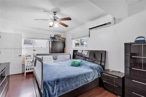 Bedroom - 6220 E 4th Ave, Hialeah, FL 33013 photo 7 of 7