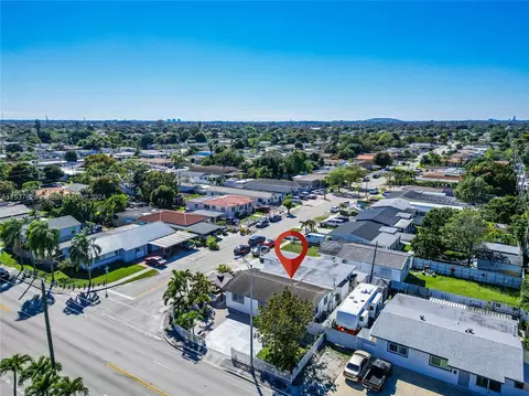 View/Area - 6220 E 4th Ave, Hialeah, FL 33013 photo 3 of 5