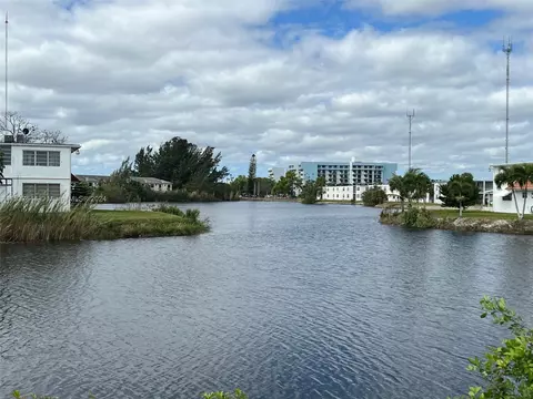 20320 NE 2nd Ave #12, Miami Gardens, FL 33179