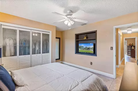 Bedroom - 7400 Sabal Dr, Miami Lakes, FL 33014 photo 8 of 8