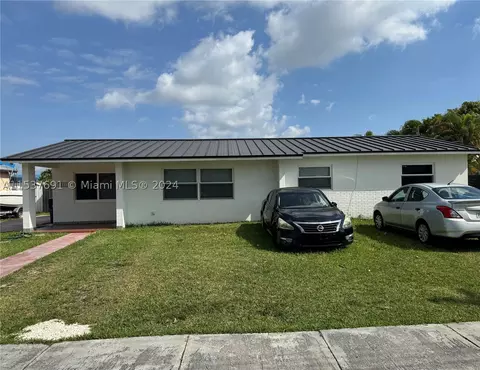 2821 SW 120th Rd, Miami, FL 33175