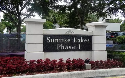 8081 N Sunrise Lakes Dr #205, Sunrise, FL 33322