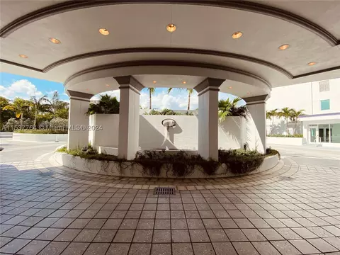3201 NE 183rd St #2204, Aventura, FL 33160