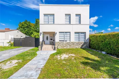 2369 SW 17th Ter, Miami, FL 33145