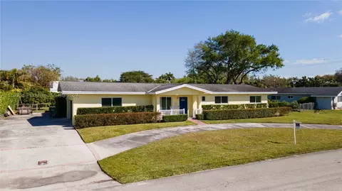 7545 SW 140th St, Palmetto Bay, FL 33158