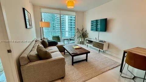 1080 Brickell Ave #2103, Miami, FL 33131