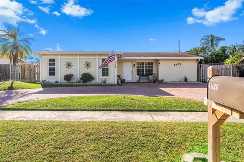4625 NW 113th Ave, Sunrise, FL 33323
