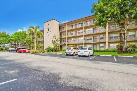 13550 SW 6th Ct #310-A, Pembroke Pines, FL 33027