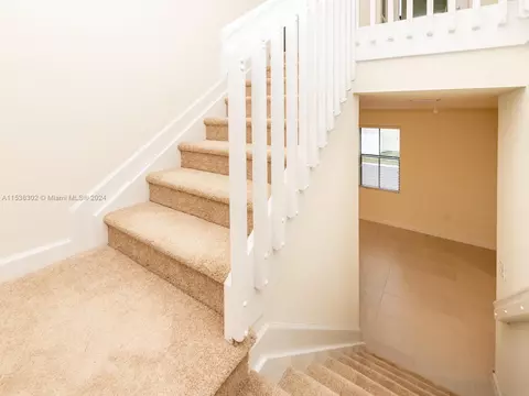 Entry Way - 3358 W 112th St #3358, Hialeah, FL 33018 photo 5 of 8