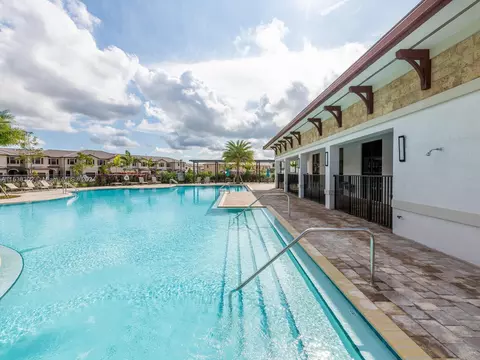 Exterior - 3358 W 112th St #3358, Hialeah, FL 33018 photo 21 of 27