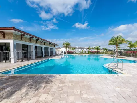 Exterior - 3358 W 112th St #3358, Hialeah, FL 33018 photo 17 of 27