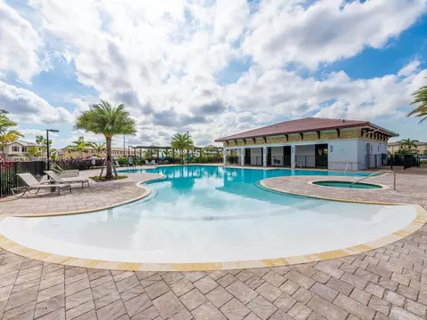 Exterior - 3358 W 112th St #3358, Hialeah, FL 33018 photo 13 of 27