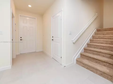 Entry Way - 3358 W 112th St #3358, Hialeah, FL 33018 photo 2 of 8