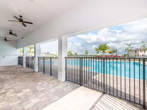 Exterior - 3358 W 112th St #3358, Hialeah, FL 33018 photo 23 of 27