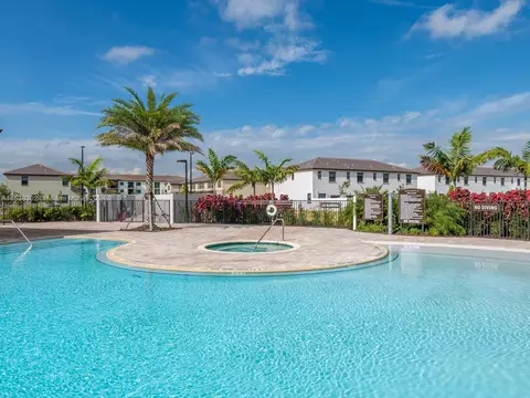 Exterior - 3358 W 112th St #3358, Hialeah, FL 33018 photo 19 of 27